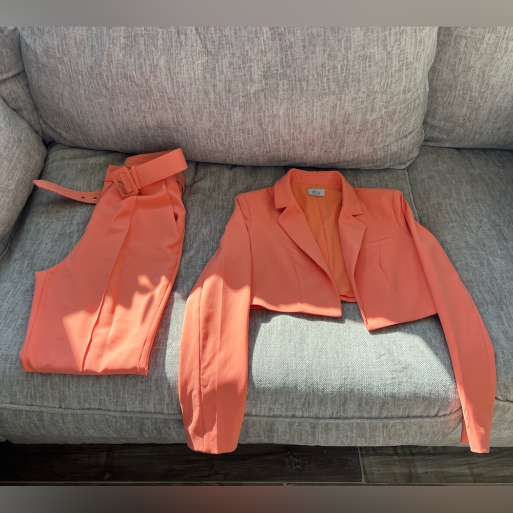 Business Set: Blazer & Pants